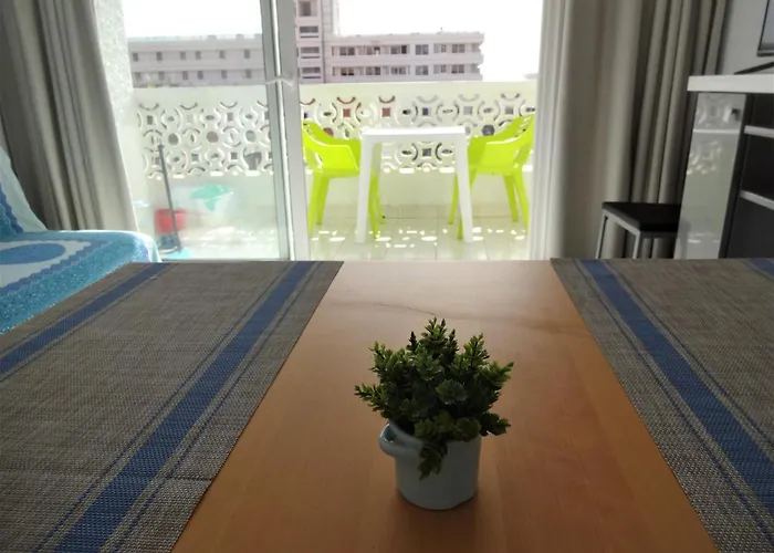 South Facing With Sea View And Free Wifi In Playa Honda Heart Of Las Americas